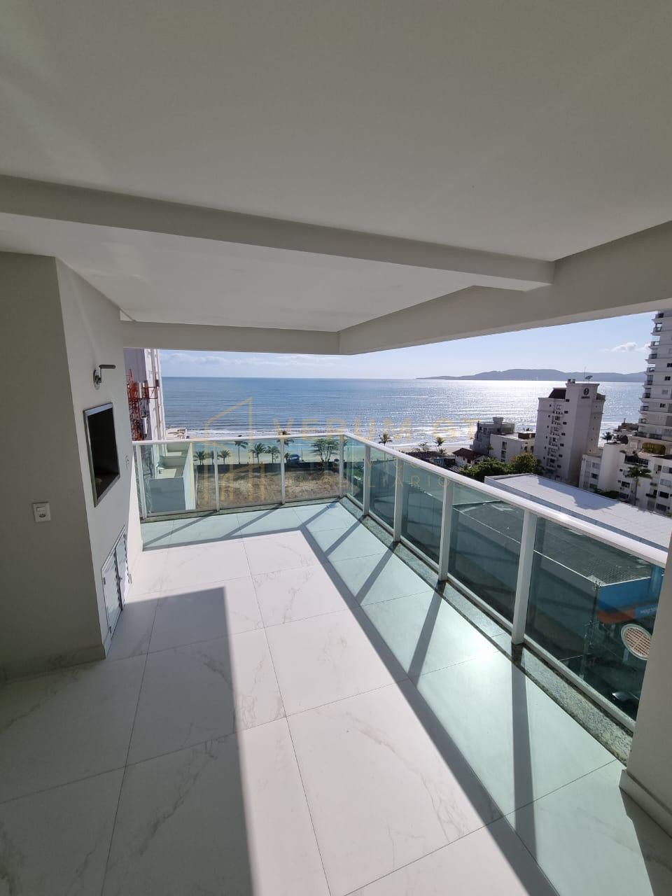 Apartamento com 4 Suites | Alto padrão | Meia Praia