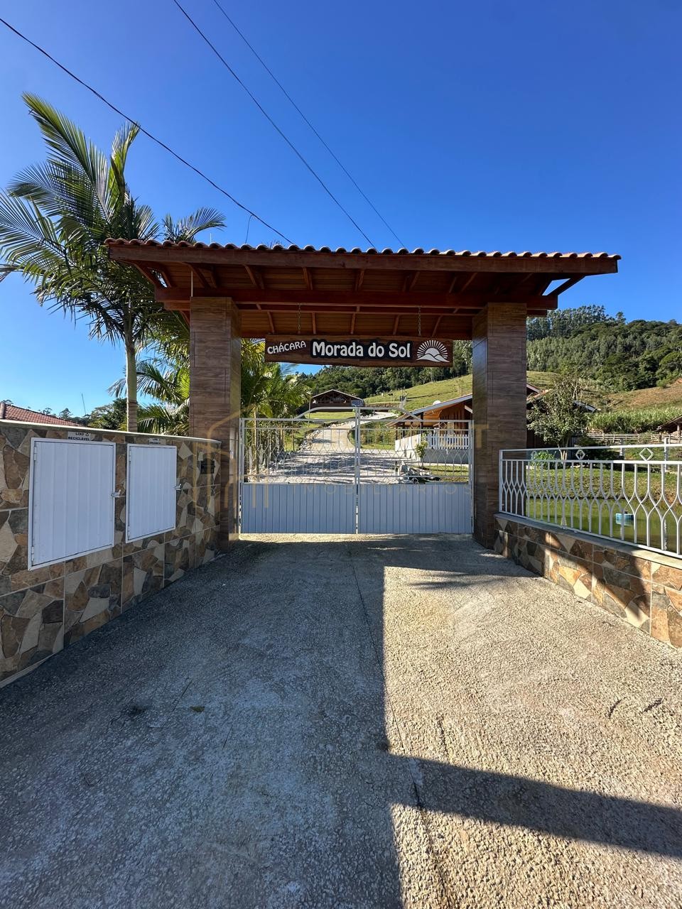 Chácara completa e exclusiva em Tijucas