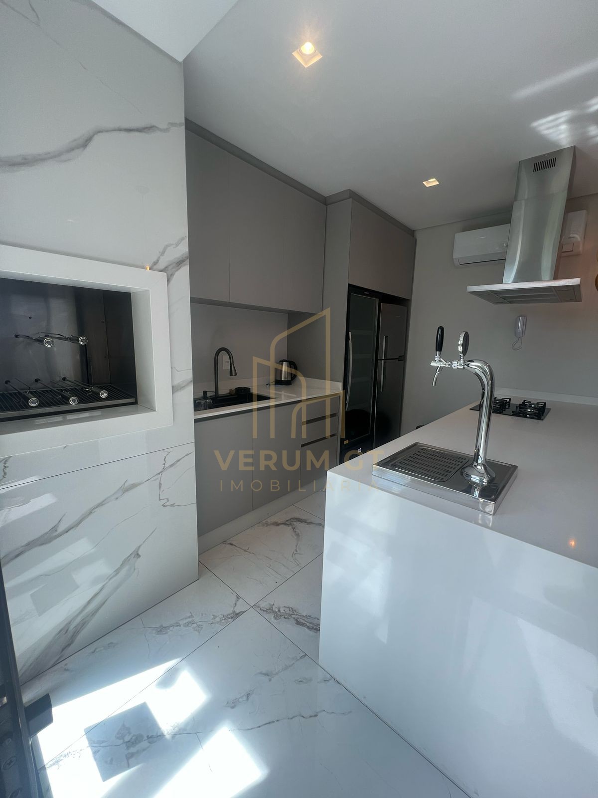 Apartamento Sofisticado | 3 Suítes | Elegância e Espaço