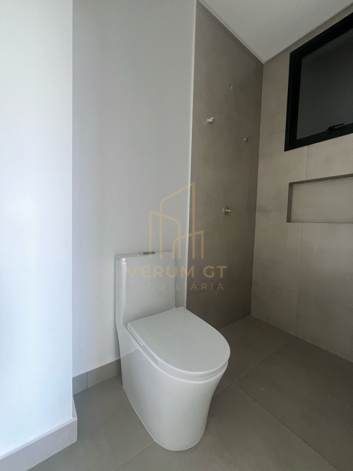 Apartamento Sofisticado | 3 Suítes | Elegância e Espaço