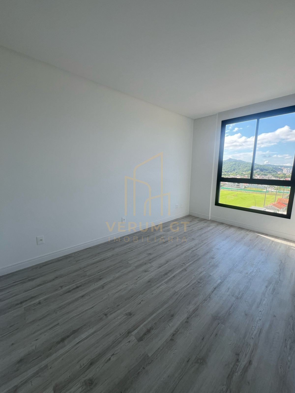 Apartamento Sofisticado | 3 Suítes | Elegância e Espaço