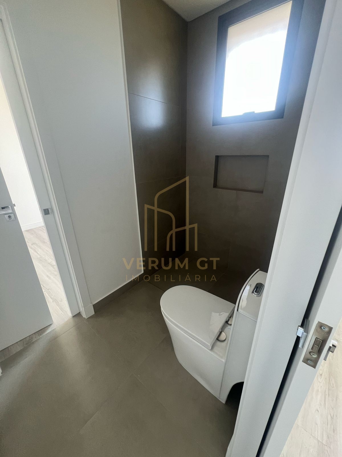 Apartamento Sofisticado | 3 Suítes | Elegância e Espaço