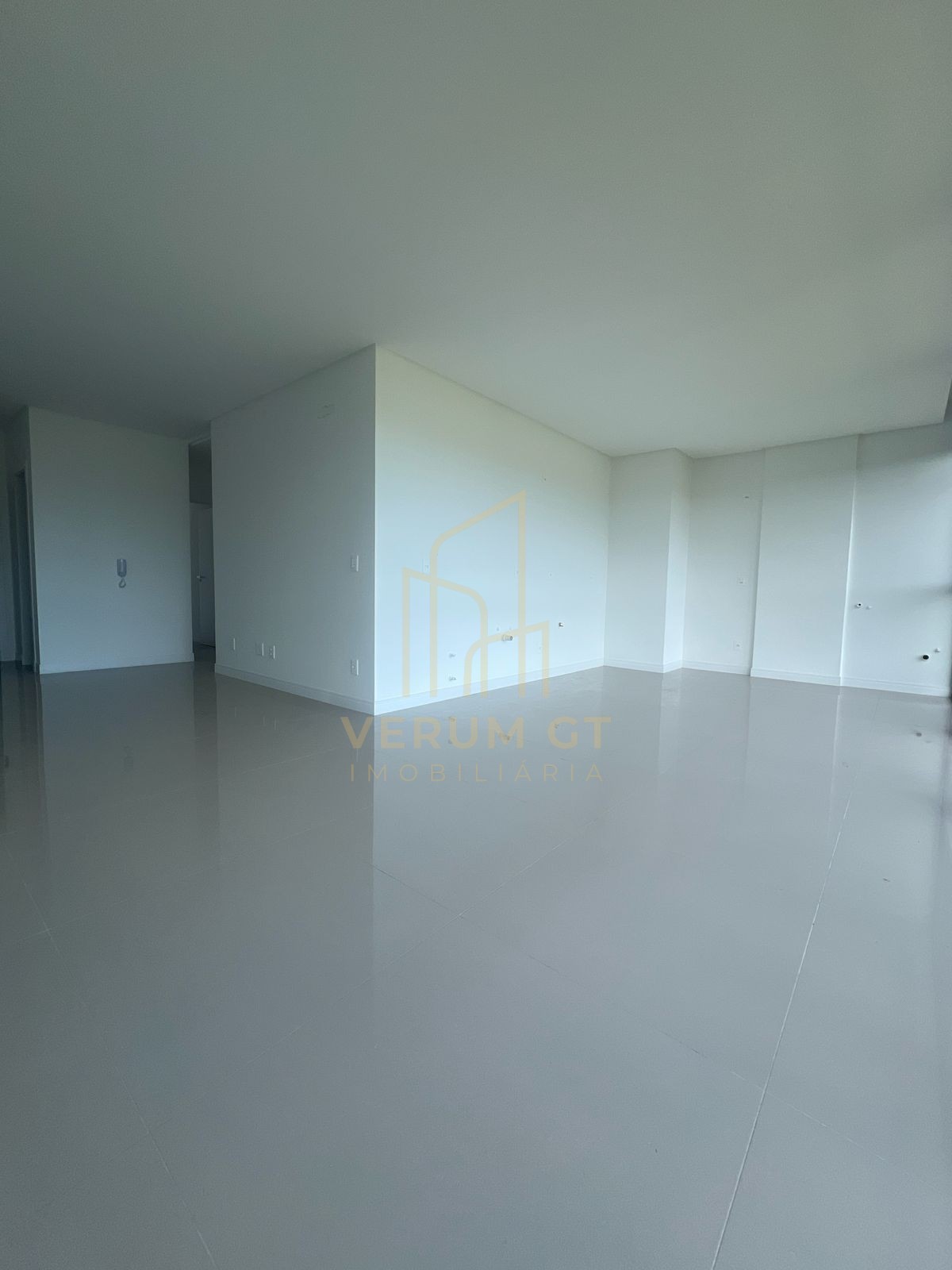 Apartamento Sofisticado | 3 Suítes | Elegância e Espaço