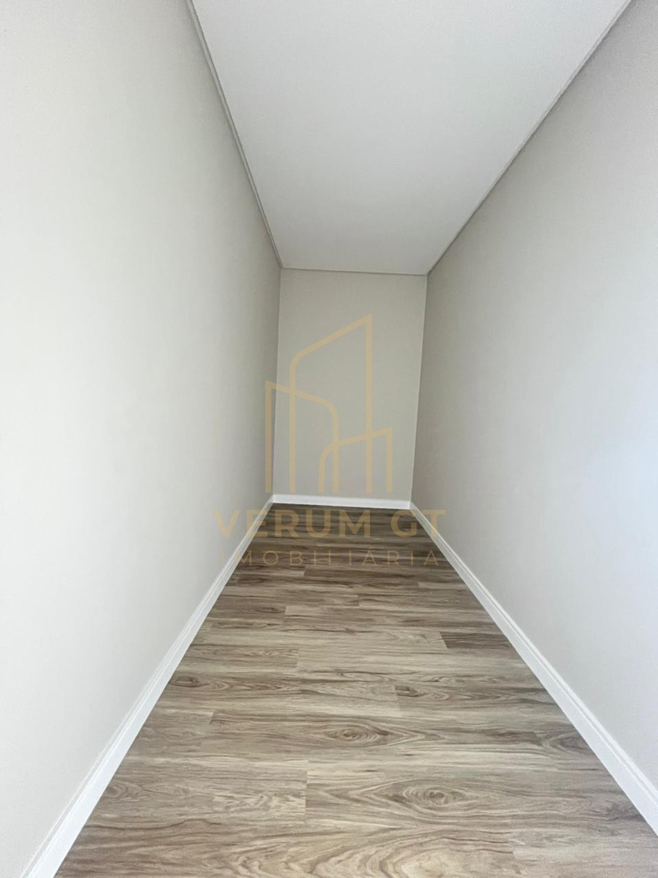 Residência exclusiva em condomínio fechado | 4 quartos | Arquitetura Moderna