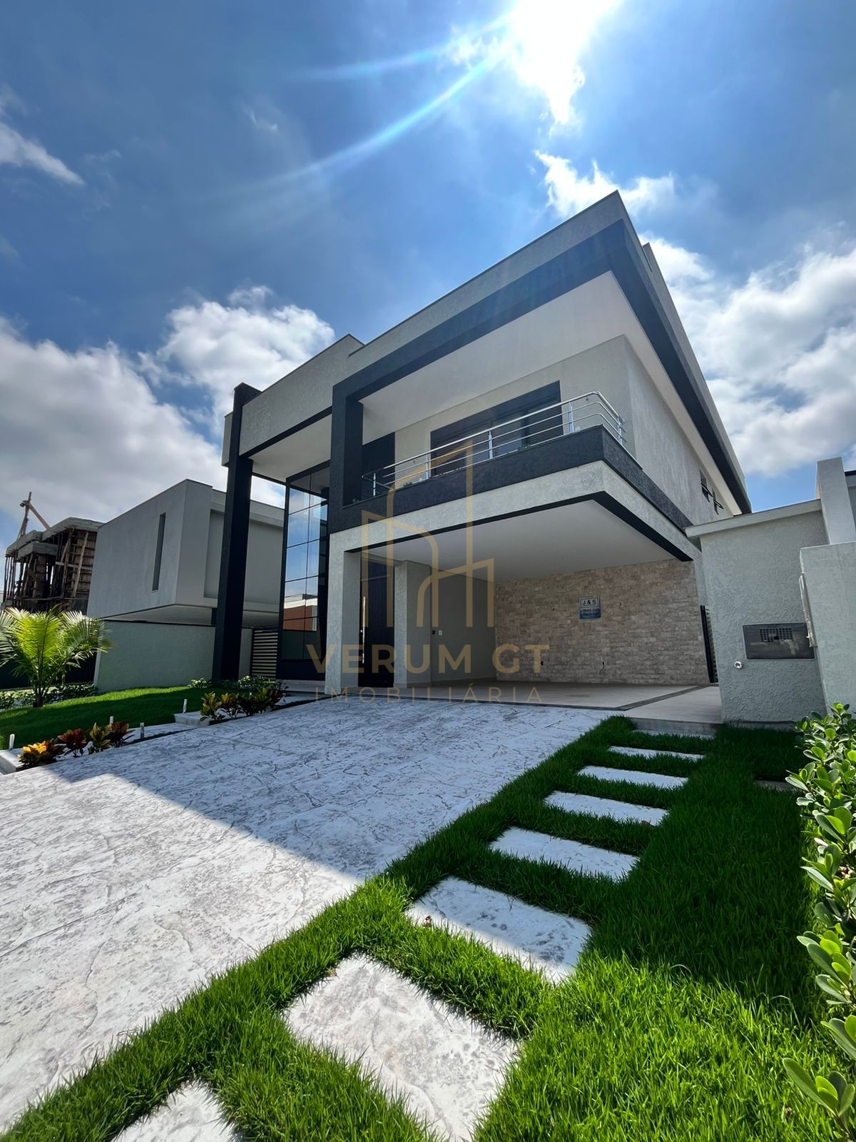 Residência exclusiva em condomínio fechado | 4 quartos | Arquitetura Moderna