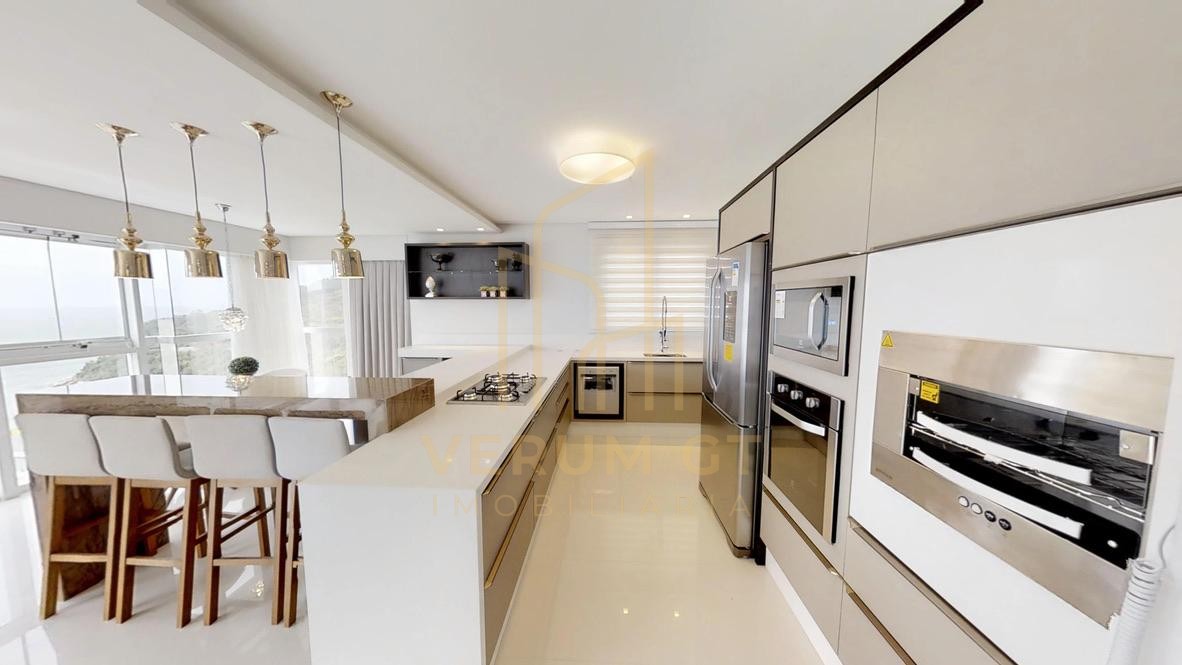 Apartamento Frente Mar | 4 Suítes | Alto Padrão e Finamente Mobiliado