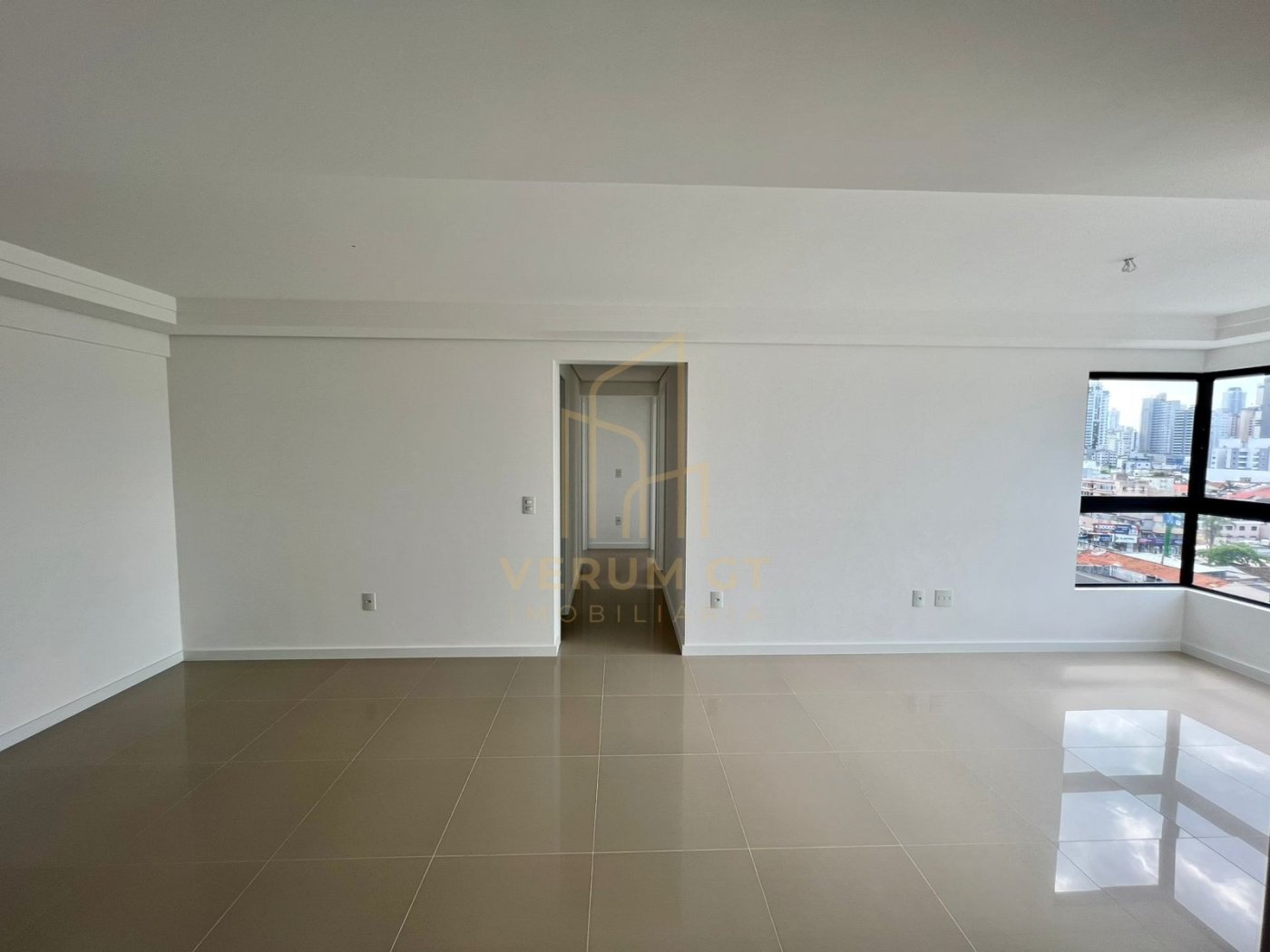 Apartamento Impecável | 3 Suítes | Localização Estratégica