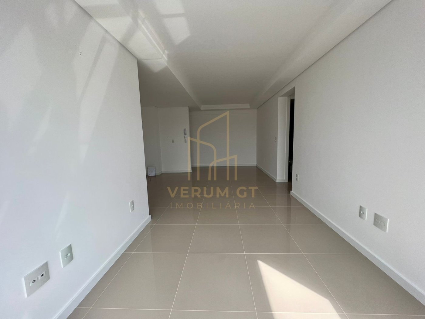 Apartamento Impecável | 3 Suítes | Localização Estratégica
